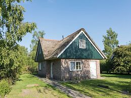 Spacious Thatched Villa With Dishwasher, in a National Park
