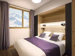 Alpine Stay w/ Spa + Views