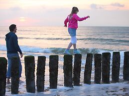 Semi-detached Holiday Home With Wifi, Near the Beach