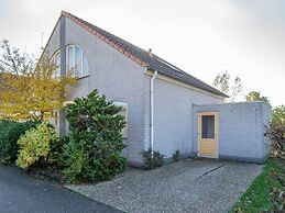 Semi-detached Holiday Home With Wifi, Near the Beach