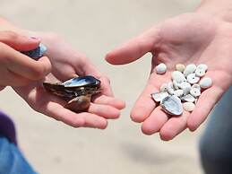 Semi-detached Holiday Home With Wifi, Near the Beach