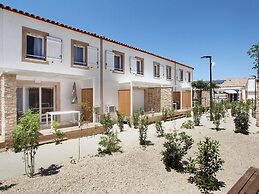 Nice Apartment Near Aigues-mortes