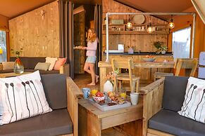 Lovely Tent with Kitchen & Bathroom Located near Pond
