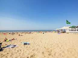 Comfortable Chalet in the Dune Area of Egmond aan Zee