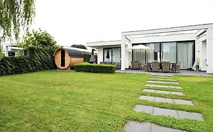Luxury Villa in Harderwijk near Lake