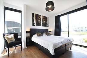Luxury Villa in Harderwijk near Lake