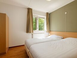 Detached Forest Villa With Dishwasher, Located in De Veluwe