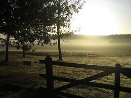 Hoenderloo Getaway With Pool