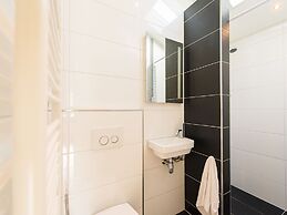 Comfortable Bungalow With Dishwasher, Near the Beach