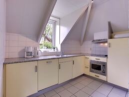 Cozy Holiday Home with Garden near Zwolle