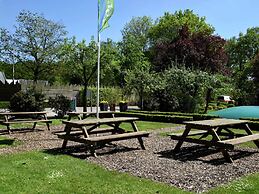 Cozy Holiday Home with Garden near Zwolle