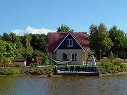 House With Bubble Bath, at 20 km. From Assen