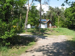 Eco Holiday Home With Wood Stove, in a Holiday Park in the Middle of N