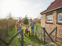 Tidy, Child-friendly Villa With a Sauna in Limburg