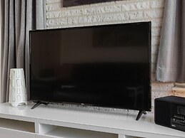 Detached Bungalow, in a Holiday Park Within Walking Distance of the Be