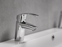 Detached Bungalow, in a Holiday Park Within Walking Distance of the Be