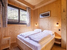Chalet With Panoramic Sauna