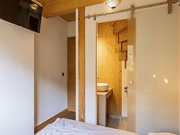 Chalet With Panoramic Sauna