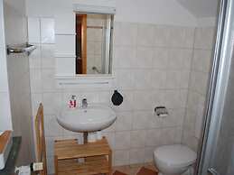 Landhaus mit Schwimmbad in Dargun
