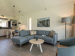 Restyled Single Storey Bungalow, Near the Sea on Texel