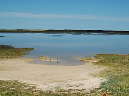 Restyled Single Storey Bungalow, Near the Sea on Texel