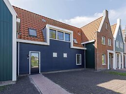 Restyled Apartment on the Markermeer