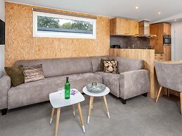 Modern Chalet With Dishwasher, Near the Hunebedcentrum