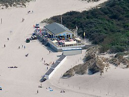 Detached Bungalow Close to Lake Veere