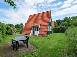 Cottage With Garden, Near Fishing Pond