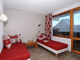 Charming Ski-in Getaway