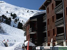 Charming Ski-in Getaway