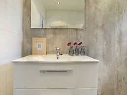 Designed Chalet With Smart TV, Next to Forest