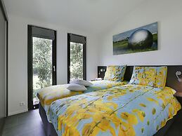 Designed Chalet With Smart TV, Next to Forest