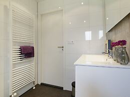 Designed Chalet With Smart TV, Next to Forest