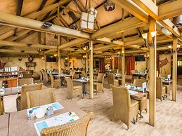 Cosy Bungalow With Dishwasher in the Middle of De Maasduinen