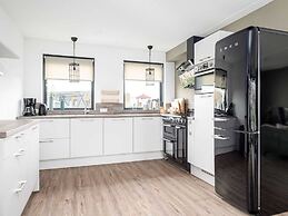 Holiday Home With Private Jetty on Water