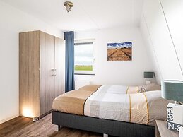 Holiday Home With Private Jetty on Water