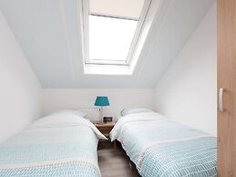 Holiday Home With Private Jetty on Water