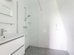 Holiday Home With Private Jetty on Water