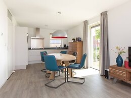 Holiday Home With Private Jetty on Water