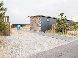 Comfortable Lodge With Dishwasher, Near the Beach