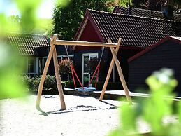 Cozy Holiday Home with Bubble Bath near Zwolle