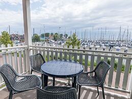 Restyled Apartment on the Markermeer