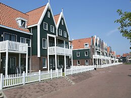 Restyled Apartment on the Markermeer