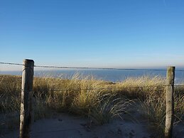 Nice House with Large Garden in Noordwijk & near Sea