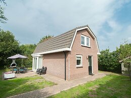 Nice House with Large Garden in Noordwijk & near Sea
