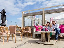 Comfortable Chalet With Dishwasher Near the Beach