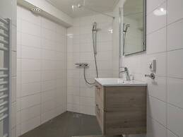 Restyled Bungalow with Dishwasher near Cozy Domburg