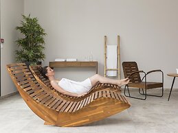 Stylish Beachside Apartment