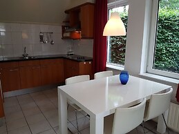 Holiday Home With a Jacuzzi, 20 km. From Assen